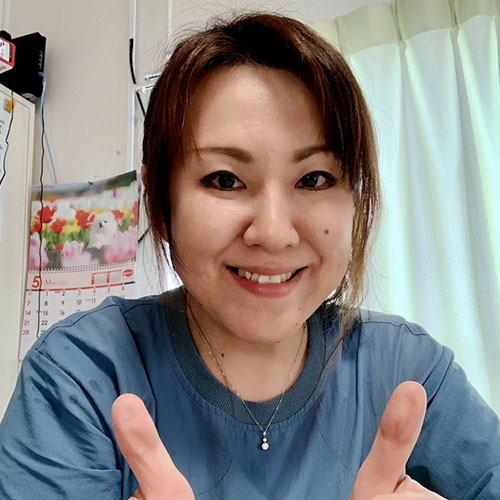 ペットライフイシハラ｜美容部門 部門長代理・トリミングスクールマネージャー　齊藤 由子